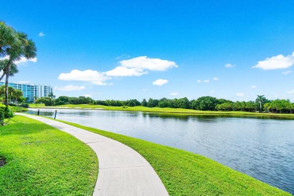 Lakewood Midrise At Boca West Country Club, 7768 Lakeside Blvd #524, Boca Raton, Florida 33434, image 1