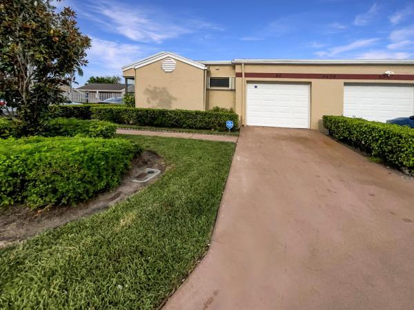 Villas On The Green, 4620 Amherst Dr #62, West Palm Beach, Florida 33417, image 1