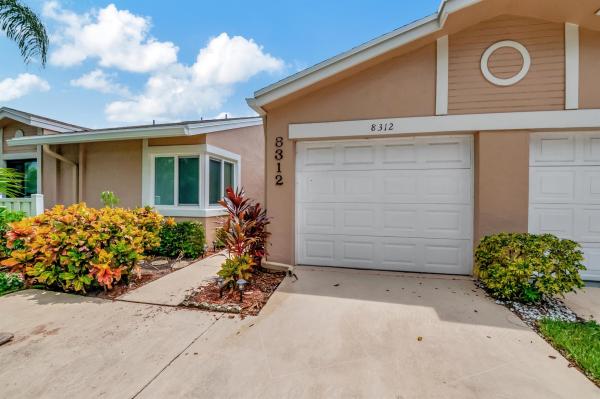 Eastgate At Whisper Walk, 8312 Summerbreeze Ln, Boca Raton, Florida 33496, image 1