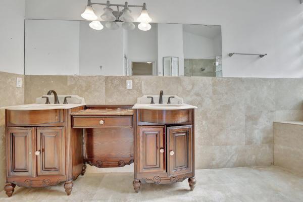Chapel Lake Estates, 18435 NW 13th St, Pembroke Pines, Florida 33029, image 2