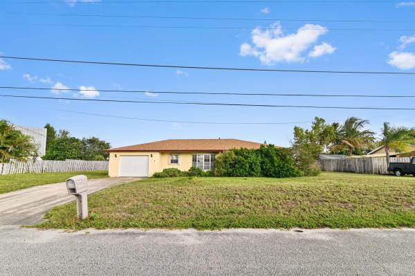 Hypoluxo Village, 3069 Buccaneer Rd, Lake Worth Beach, Florida 33462, image 1