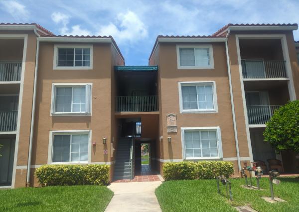 St Andrews At Boynton Beach, 7912 Sonoma Springs Cir #303, Lake Worth, Florida 33463, image 1