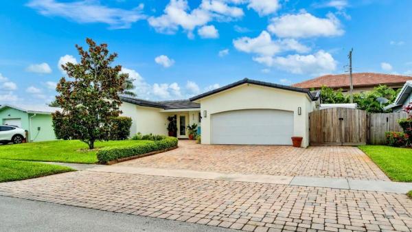 Eastway Park, 920 SE 17th St, Deerfield Beach, Florida 33441, image 1