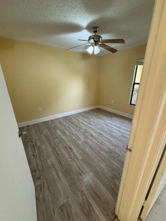 Palm Beach Grande, 1545 Lake Crystal Dr #F, West Palm Beach, Florida 33411, image 2