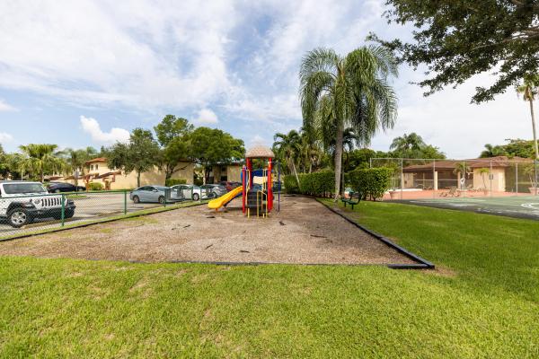 Sunblest Townhomes, 4718 NW 89th Ave, Sunrise, Florida 33351, image 1