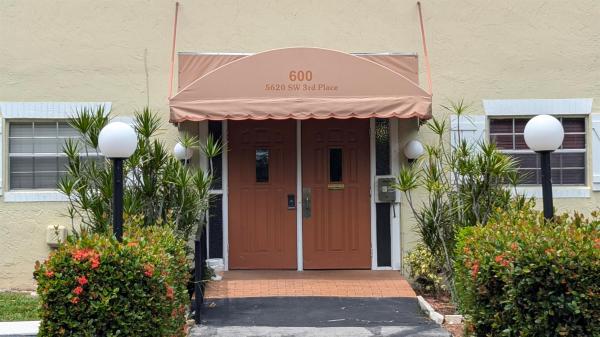 5620 SW 3rd Pl #104, Margate, Florida 33068, image 1