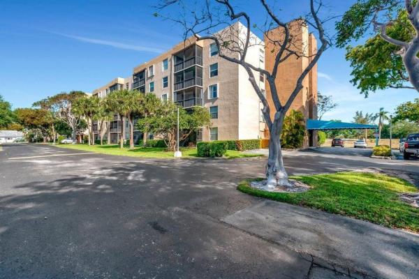 The Palms At Boca Teeca, 5260 NW 2nd Nd Ave #407, Boca Raton, Florida 33487, image 1