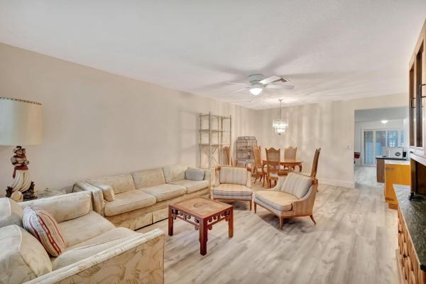 King Arthur Estates, 4714 Arthur St, Palm Beach Gardens, Florida 33418, image 1
