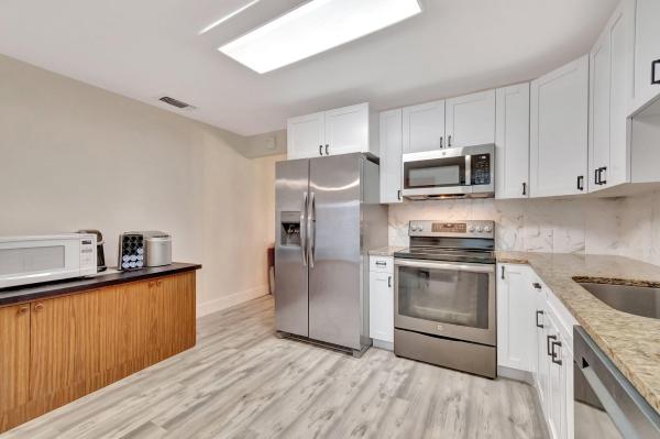 King Arthur Estates, 4714 Arthur St, Palm Beach Gardens, Florida 33418, image 2