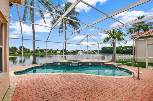Las Colinas Village, 5874 Las Colinas Cir, Lake Worth Beach, Florida 33463, image 1