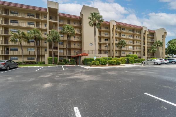 Oxford At Poinciana Place, 3661 Via Poinciana #112, Lake Worth Beach, Florida 33467, image 1