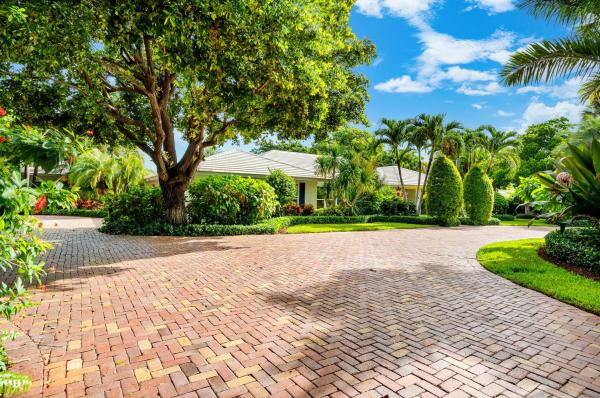Place Au Soleil, 2765 Avenue Au Soleil, Gulf Stream, Florida 33483, image 1