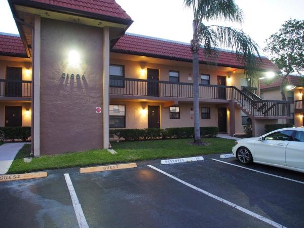 The Woods, 21906 Lake Forest Cir #106, Boca Raton, Florida 33433, image 1