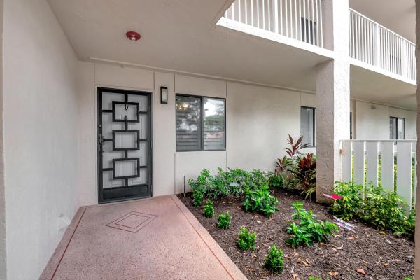 Huntington Pointe, 6269 Pointe Regal Cir #101, Delray Beach, Florida 33484, image 1