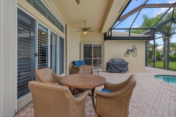 Manchester Lakes At Wycliffe, 10801 Northgreen Dr, Lake Worth, Florida 33449, image 2