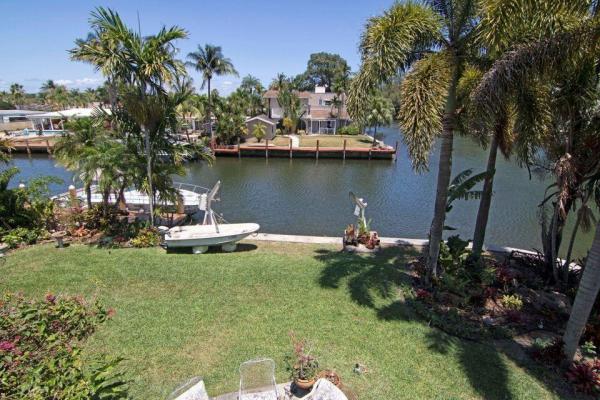 Shelter Islands, 906 Nautilus Isle, Dania Beach, Florida 33004, image 1
