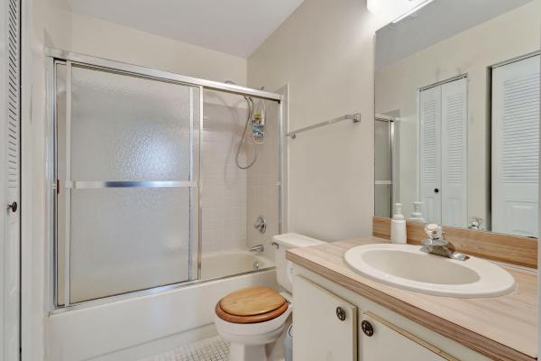Cypress Lakes, 5398 Glenda St, West Palm Beach, Florida 33417, image 2
