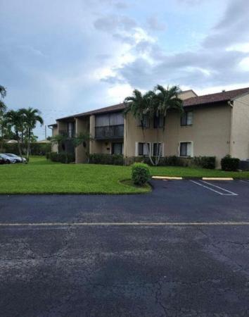 Pine Ridge North 1, 518 Shady Pine Way #C2, Greenacres, Florida 33415, image 1