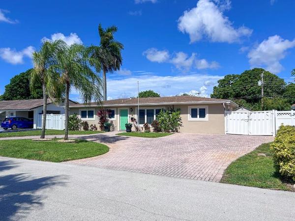 Deerfield Beach Estates, 13 SE 8th Ave, Deerfield Beach, Florida 33441, image 1