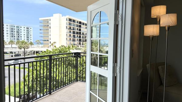 La Bonne Vie, 3475 S Ocean Blvd #2160, Palm Beach, Florida 33480, image 2
