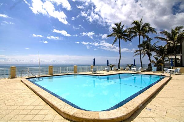 La Bonne Vie, 3475 S Ocean Blvd #2160, Palm Beach, Florida 33480, image 1