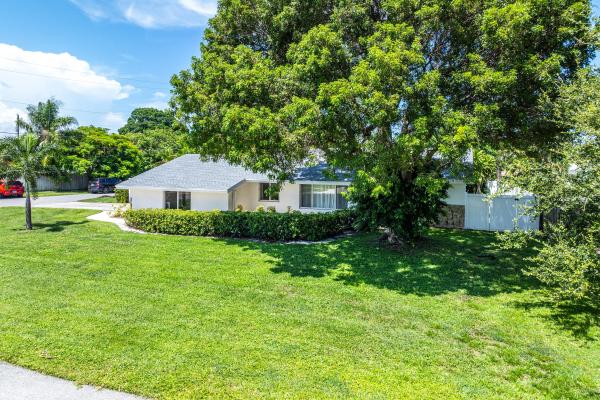 Tropic Palms, 541 Ibis Dr, Delray Beach, Florida 33444, image 2