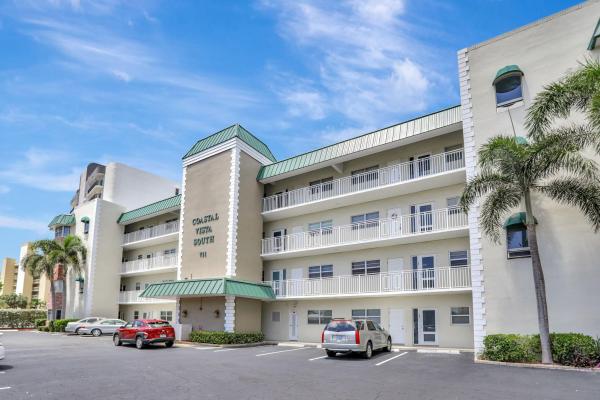 Coastal Vista South, 711 N Riverside Dr #103, Pompano Beach, Florida 33062, image 1