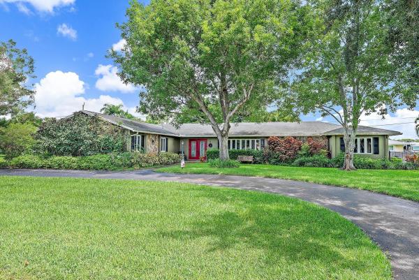 Florida Gardens, 70 W Cypress Rd, Lake Worth Beach, Florida 33467, image 1
