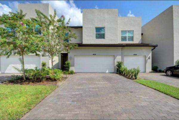 Andalucia, 4938 Navali Dr, Lake Worth Beach, Florida 33467, image 1