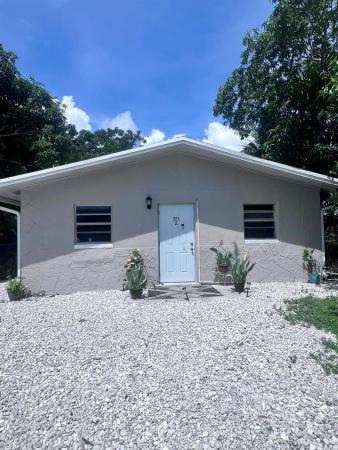 Alamanda Vista, 521 N 20th N St, Fort Pierce, Florida 34950, image 1