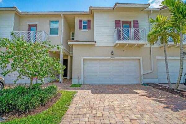 Park Central At Cypress Key, 12068 Cypress Key Way, Royal Palm Beach, Florida 33411, image 2