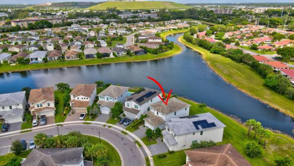 Veleiros At Crystal Lake, 4251 Pelicano Way, Deerfield Beach, Florida 33064, image 1