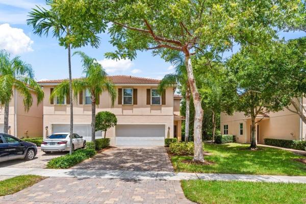 Azura Townhouses, 6455 Azura Lake Rd, Lake Worth Beach, Florida 33463, image 1