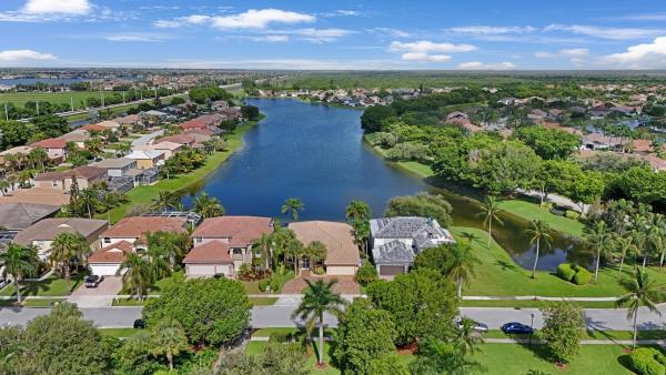 Waters Edge Estates At Boca Winds, 22453 Tiki Dr, Boca Raton, Florida 33428, image 1
