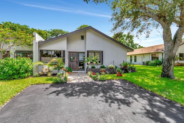 Shadywoods 1, 3706 Arelia Dr, Delray Beach, Florida 33445, image 1