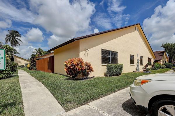 Springdale, 364 Springdale Cir #364, Palm Springs, Florida 33461, image 1