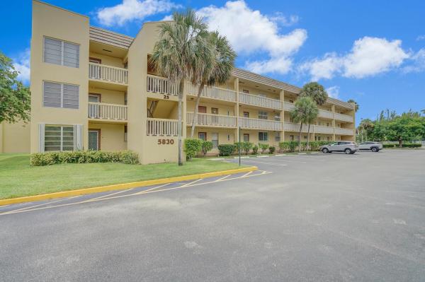Bermuda Club, 5830 NW 64th Ave #211, Tamarac, Florida 33319, image 1