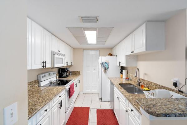 Grand View At Crestwood, 1500 Crestwood Ct S #1507, Royal Palm Beach, Florida 33411, image 1