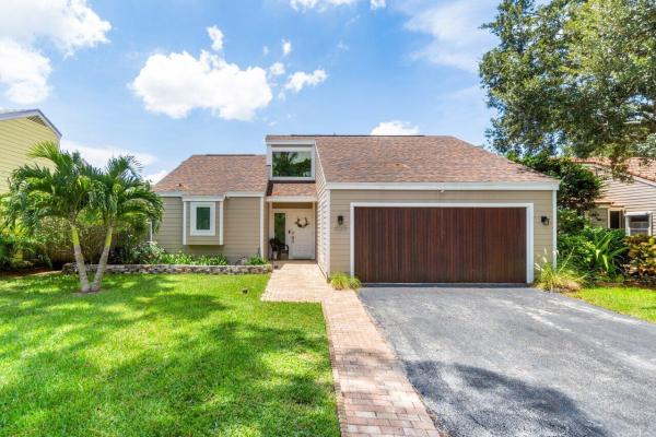 Tree Tops Of Wellington, 435 Oak Shadow Way, Wellington, Florida 33414, image 1