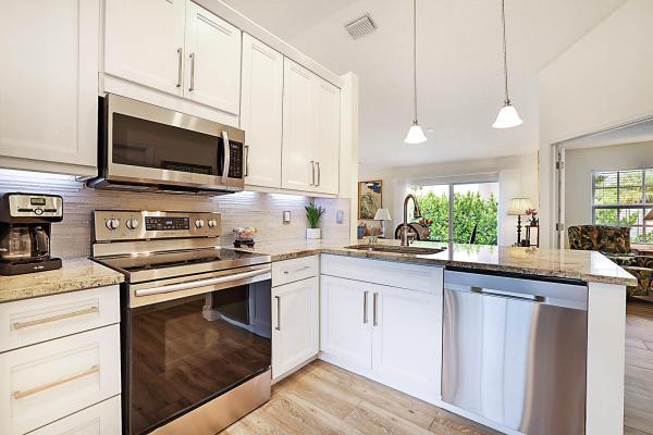 Bristol Club, 52 Admirals Ct, Palm Beach Gardens, Florida 33418, image 1