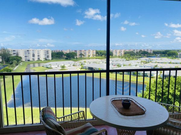 Huntington Lakes 2, 7076 Huntington Ln #801, Delray Beach, Florida 33446, image 1