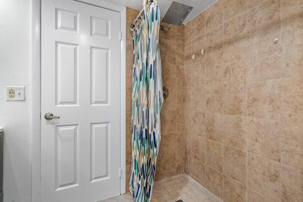 Forest Lakes Townhomes, 1660 Forest Lakes Cir #B, West Palm Beach, Florida 33406, image 2