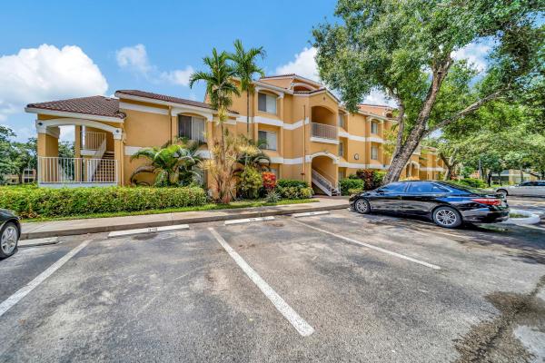 Sailboat Pointe, 2607 NW 33rd #2109, Oakland Park, Florida 33309, image 1