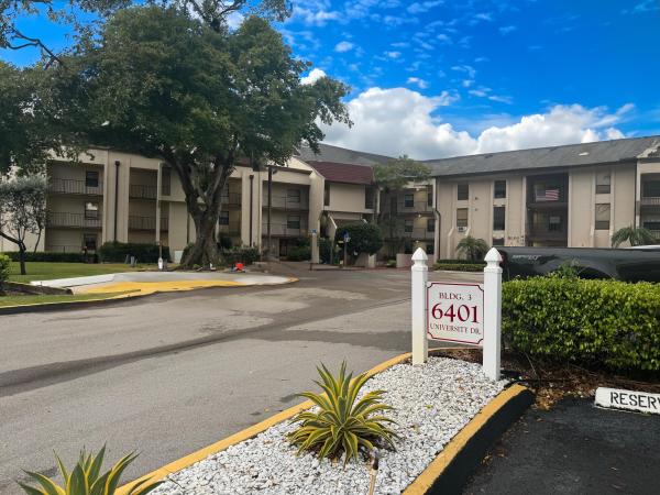 Concord Village, 6401 N University Dr #312, Tamarac, Florida 33321, image 1