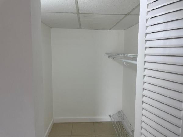 Village Green 1, 555 Purdy Ln #303, Palm Springs, Florida 33461, image 2