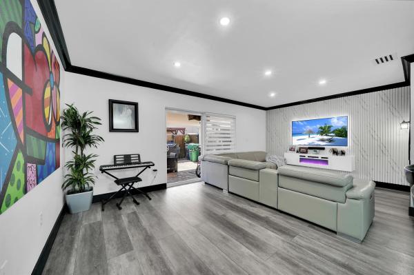 Weitzer Serena Lakes Townhomes, 17762 SW 140th Ct, Richmond West, Florida 33177, image 1