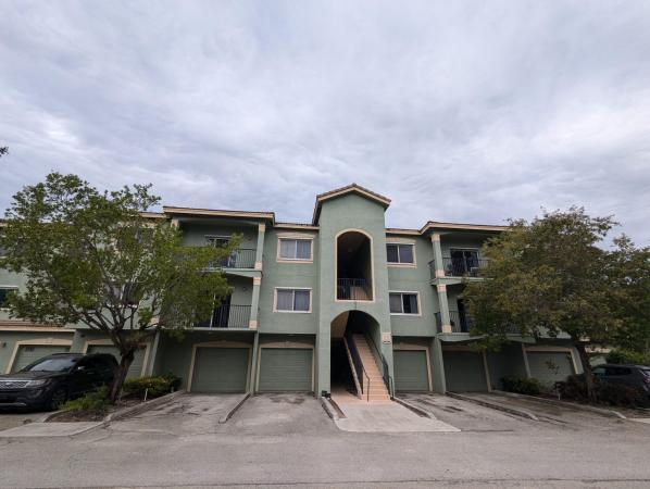 The Kensington At Royal Palm Beach, 330 Crestwood Cir #205, Royal Palm Beach, Florida 33411, image 1