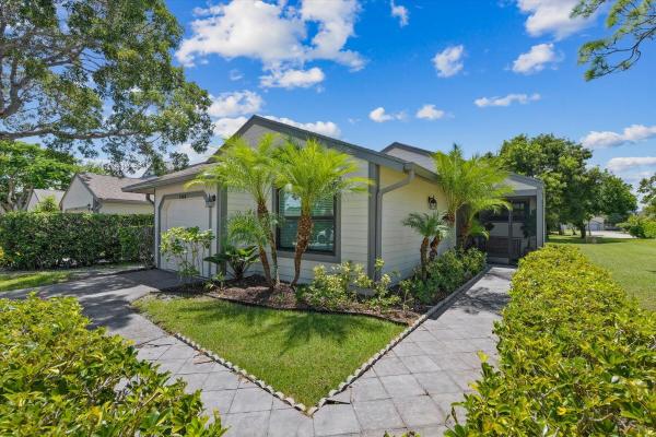 Bedford Mews At Wellington, 2466 Bedford Mews Dr, Wellington, Florida 33414, image 1