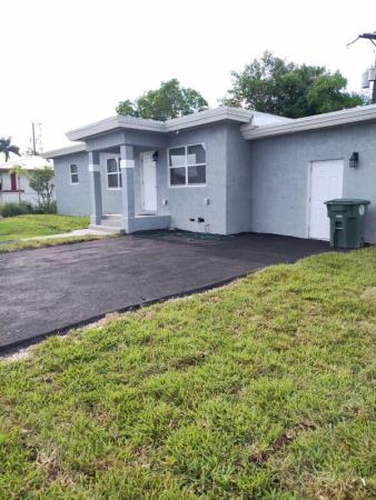 Sunset Heights At Belle Glade, 925 SW Avenue B, Belle Glade, Florida 33430, image 1