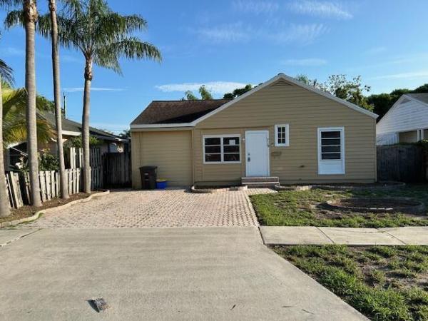 Hillside Park, 719 Valley Forge Rd, West Palm Beach, Florida 33405, image 1